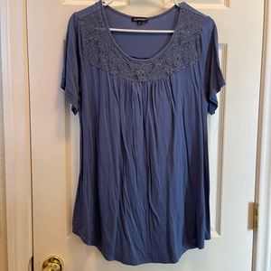 **SOLD** 1X Blue Women’s Top